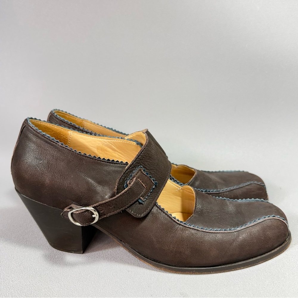 Giraudon New York Brown Leather Mary Jane Heels Pumps